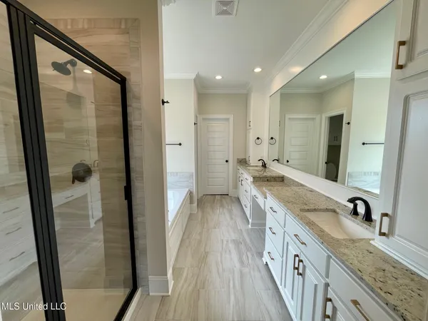 $346,600 | 200 Azure Drive, Canton, MS 39046