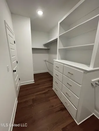 $346,600 | 200 Azure Drive, Canton, MS 39046