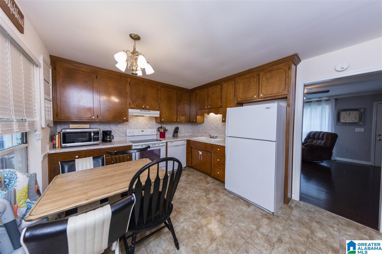 369 Annie Lee Road Trussville, AL 35173 - Photo 6 of 18