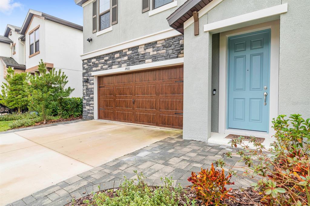 14661 Horse Trot Road Lithia, FL 33547 - Photo 42 of 46 front view of a house