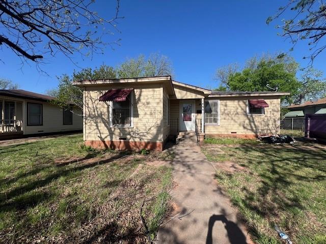 1466 Park Avenue Abilene, TX 79603 - Photo 1 of 1 a view of a garage