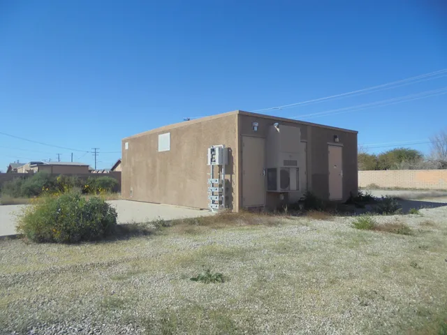 $129,800 | 1502 East 14th Avenue, Blythe, CA 92225