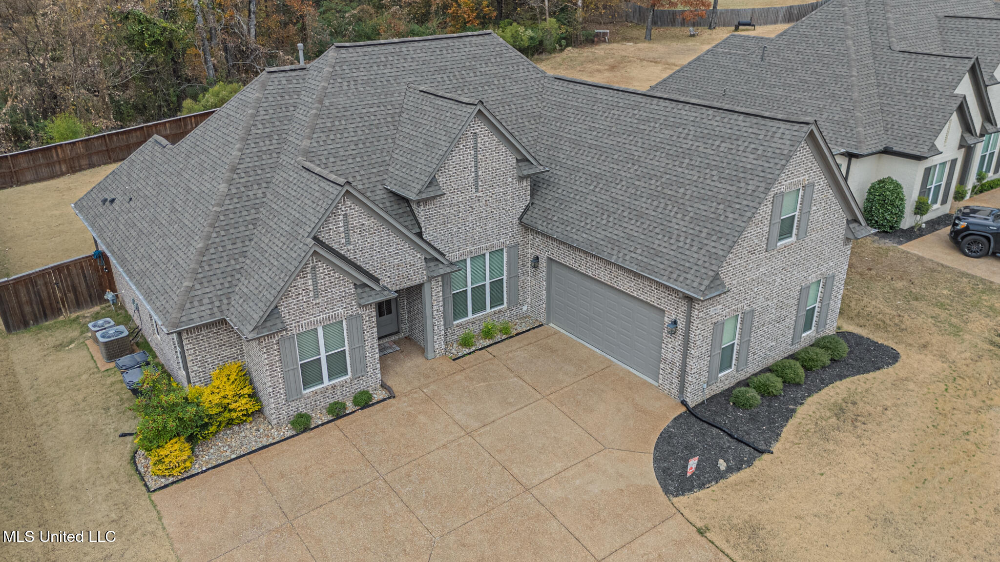 3751 Madison Ridge Hernando, MS 38632 - Photo 8 of 48 DJI_20251119135025_0011_D