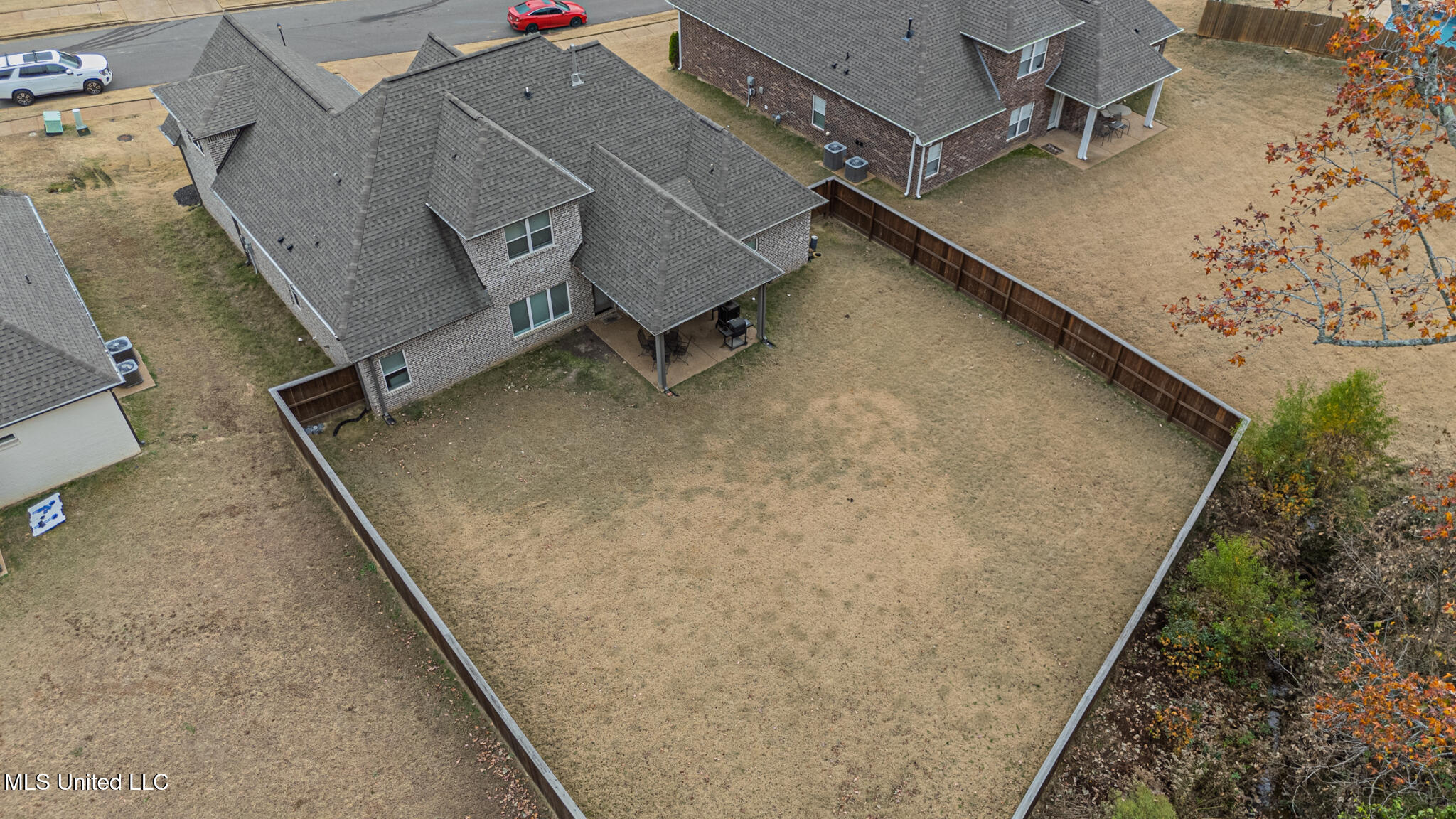 3751 Madison Ridge Hernando, MS 38632 - Photo 10 of 48 DJI_20251119134926_0009_D