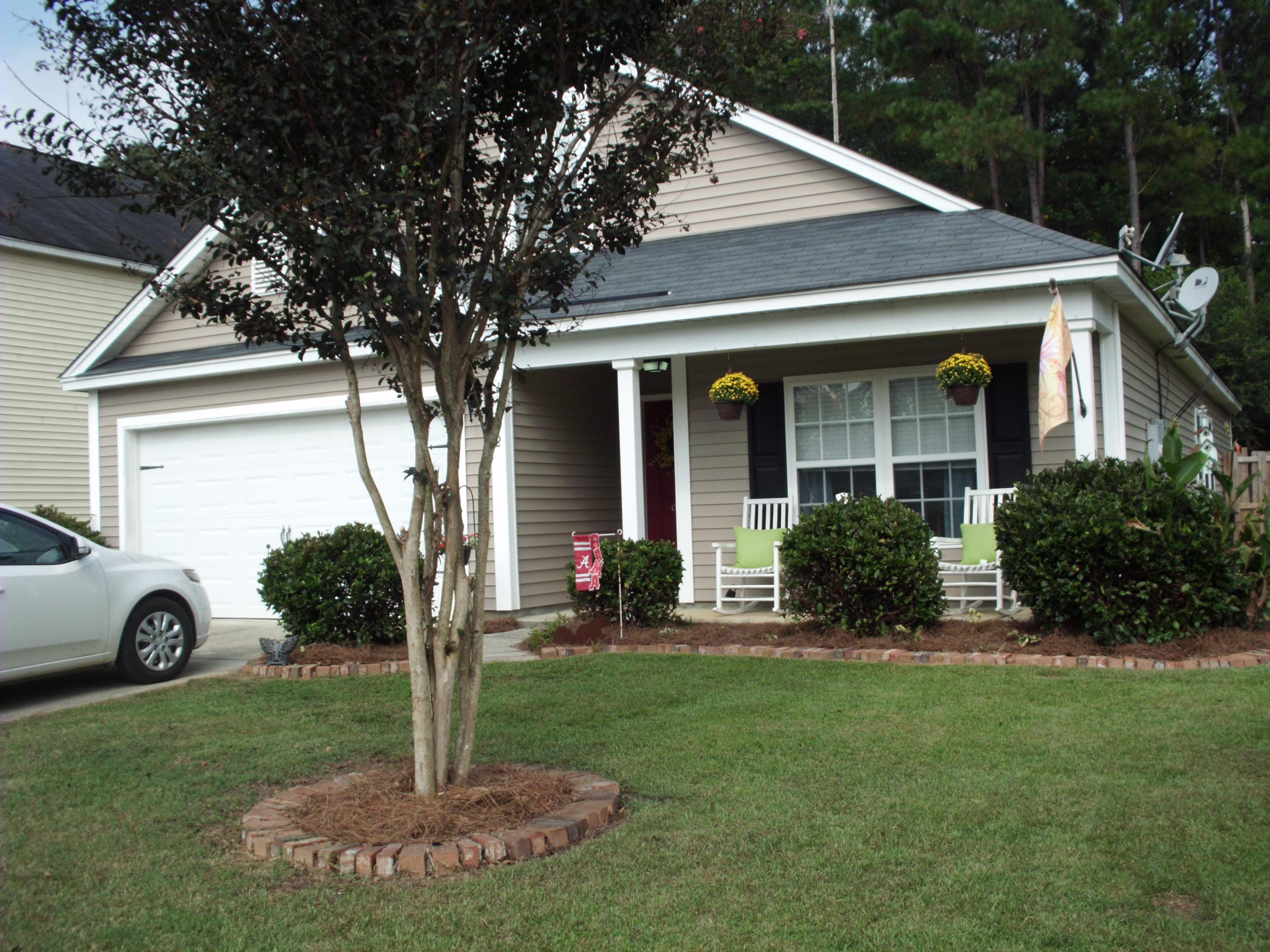 102 Avalon Road Summerville, SC 29483 - Photo 1 of 28 DSCI1000