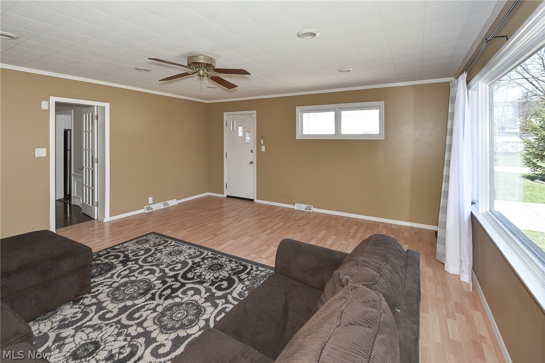 2375 Saybrook Road Cleveland, OH 44118 - Photo 17 of 35