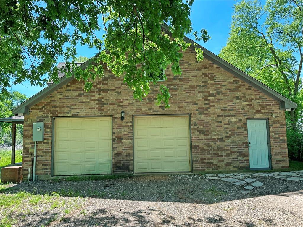 655 St Clair Road Ennis, TX 75119 - Photo 28 of 31