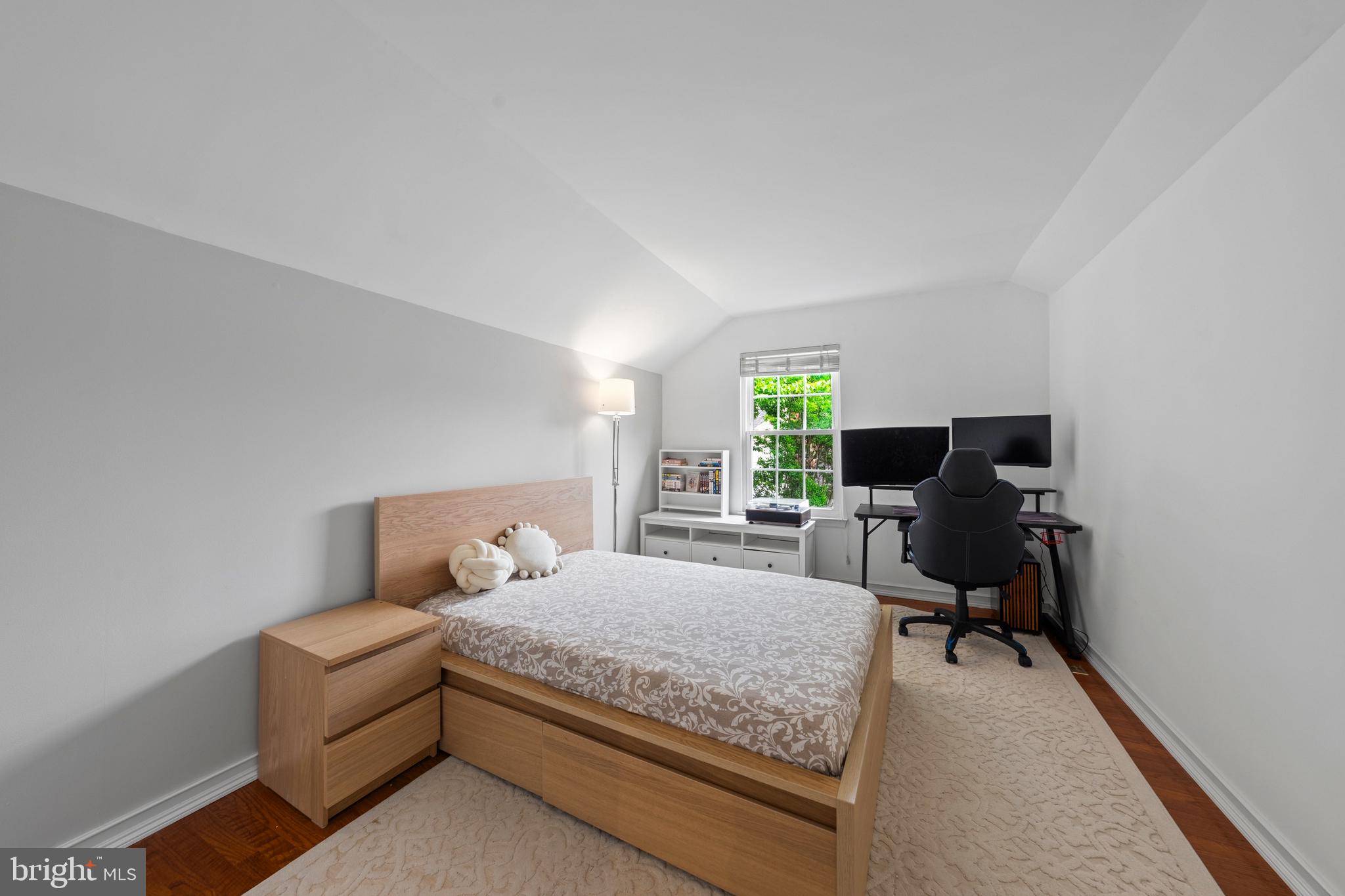 9030 Chestnut Ridge Road Fairfax Station, VA 22039 - Photo 22 of 48
