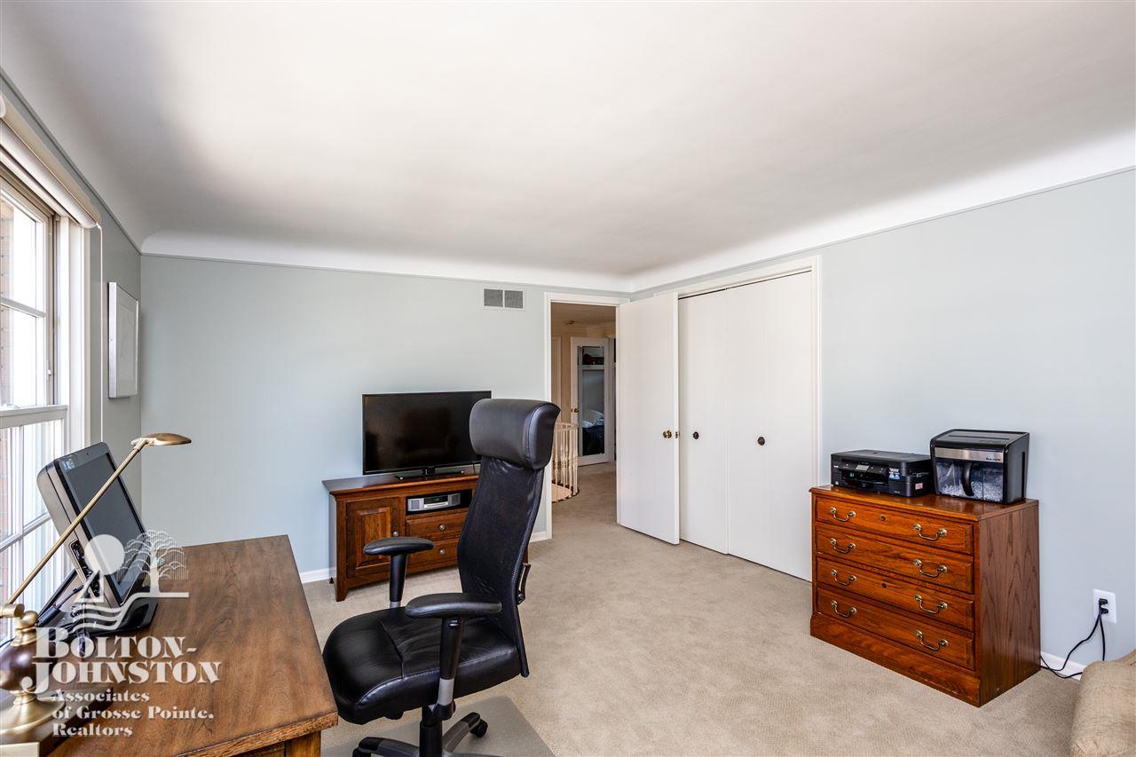 53 Stonehurst Road Grosse Pointe Shores, MI 48236 - Photo 46 of 71