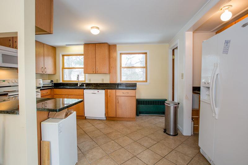 90 Foreside Road Falmouth, ME 04105 - Photo 8 of 27 Photo