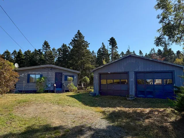 $122,500 | 10 Western Ledge Road, Gouldsboro, ME 04624