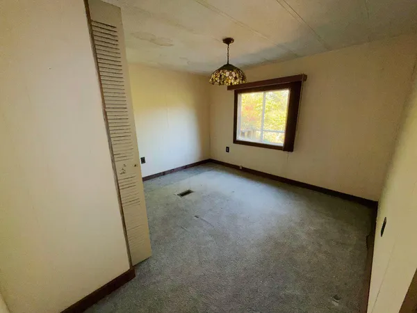 $99,900 | 10 Western Ledge Road, Gouldsboro, ME 04624