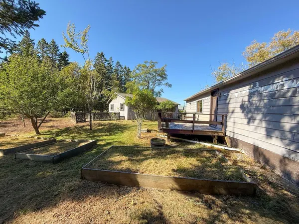 $99,900 | 10 Western Ledge Road, Gouldsboro, ME 04624