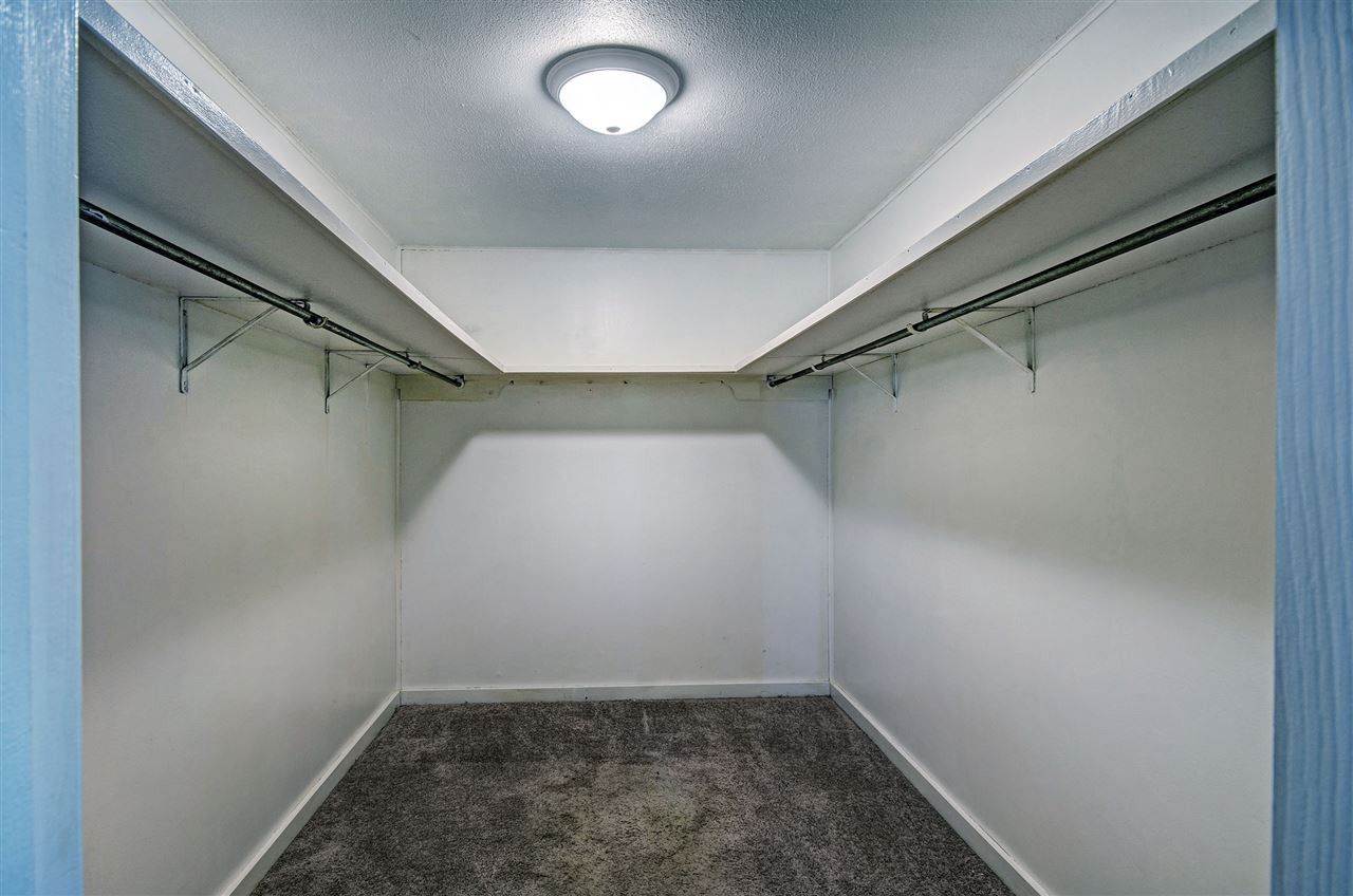 3885 Standing Pine Road Carthage, MS 39051 - Photo 16 of 23 Closet