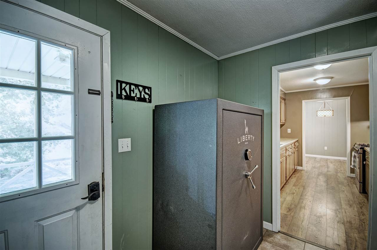 3885 Standing Pine Road Carthage, MS 39051 - Photo 10 of 23 Backdoor entrance to Laundry Room