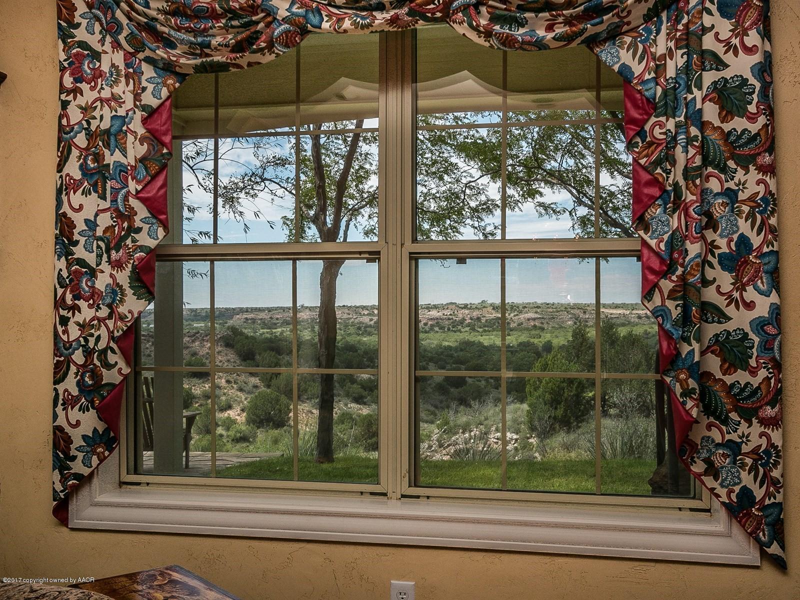 509 Fox Ridge Road Amarillo, TX 79118 - Photo 10 of 55 a view of a window in the house