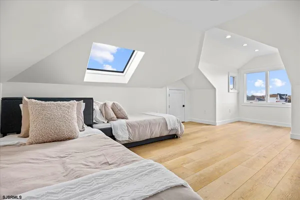 $45,000 | 31 Seaside Court, Unit 5/156/30, Margate City, NJ 08402