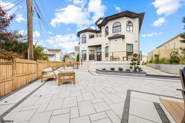 $45,000 | 31 Seaside Court, Unit 5/156/30, Margate City, NJ 08402