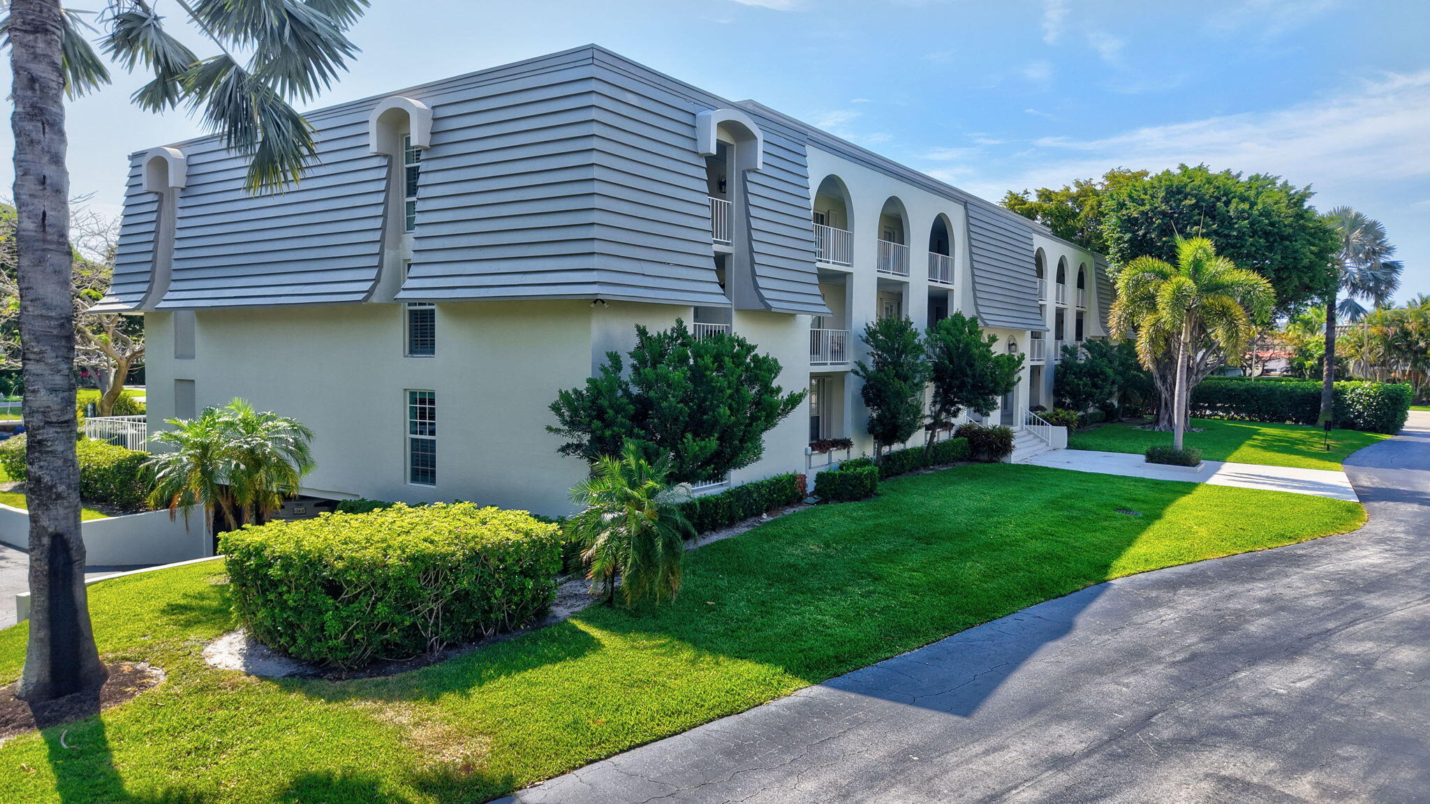 769 Jeffery Street, Unit 2104 Boca Raton, FL 33487 - Photo 50 of 56 52-web-or-mls-DJI_20260512102456_0505_D_