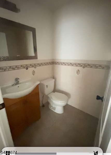 939 Anna Street, Unit 2 Elizabeth, NJ 07201 - Photo 13 of 16