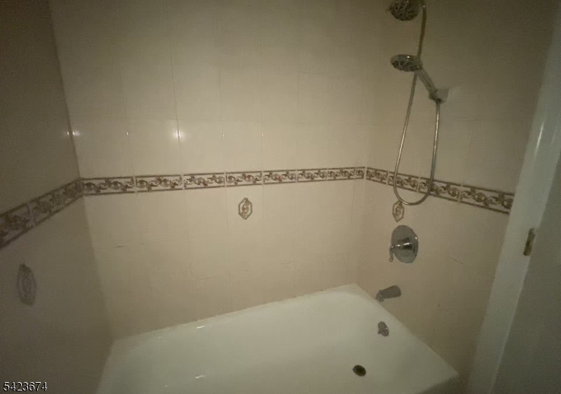 939 Anna Street, Unit 2 Elizabeth, NJ 07201 - Photo 14 of 16