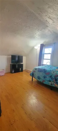 $99,999 | 120 South 3rd Street, Humboldt, KS 66748