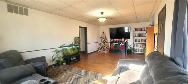$99,999 | 120 South 3rd Street, Humboldt, KS 66748