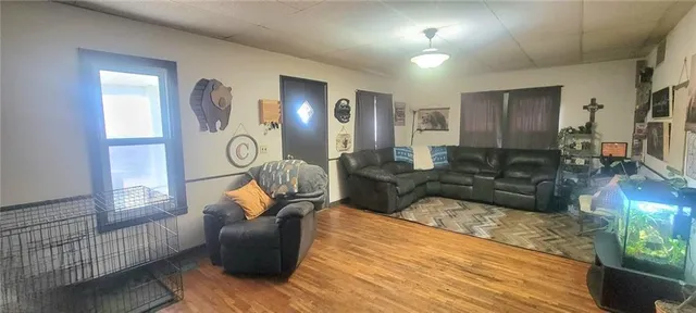 $114,999 | 120 South 3rd Street, Humboldt, KS 66748