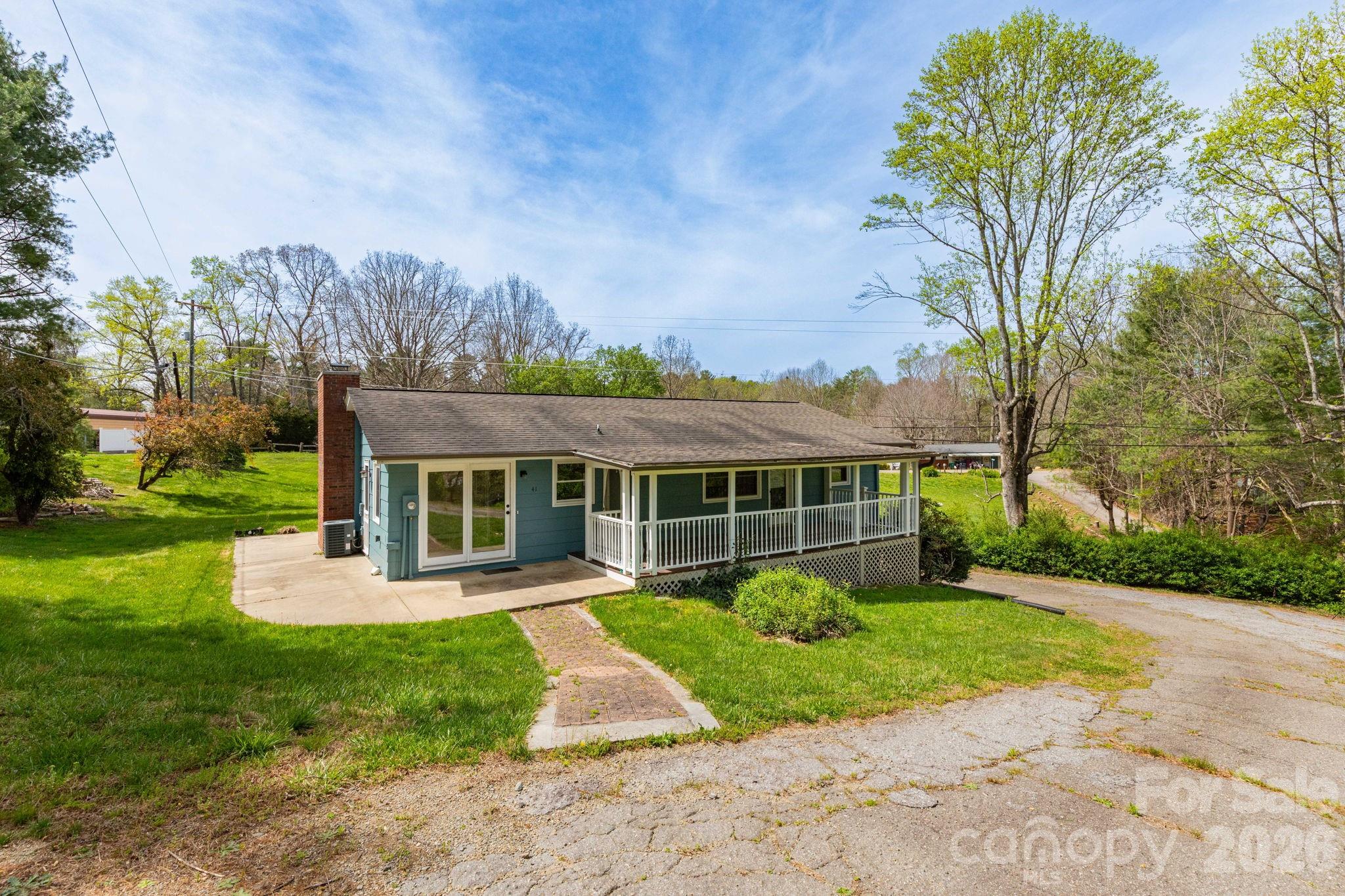 41 Kennedy Road Weaverville, NC 28787 - Photo 3 of 35