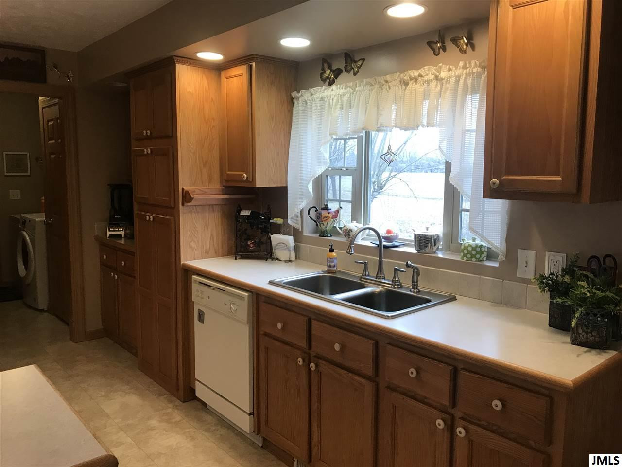 3196 Mathews Road Spring Arbor, MI 49283 - Photo 3 of 28 Photo 3