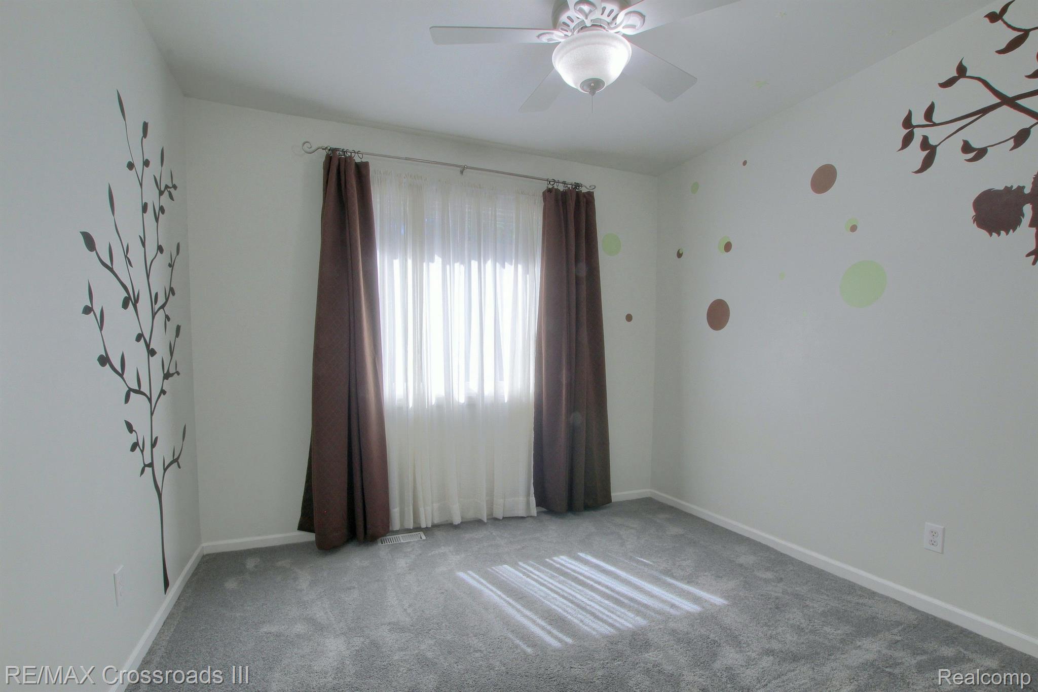 42456 Willis Road Belleville, MI 48111 - Photo 25 of 35 Gallery Image 25