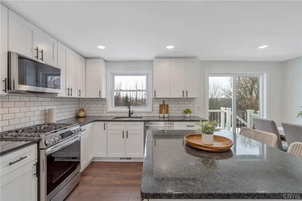 $499,900 | 4079 Jordan Road, Skaneateles, NY 13152