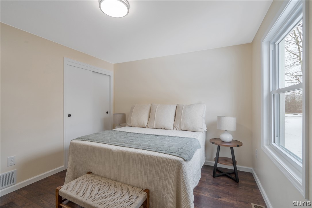 4079 Jordan Road Skaneateles, NY 13152 - Photo 23 of 44 Primary Bedroom