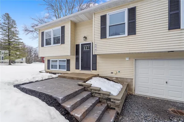 $499,900 | 4079 Jordan Road, Skaneateles, NY 13152