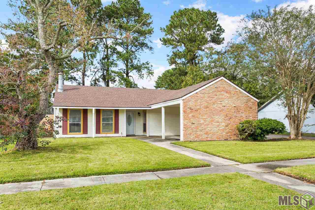 1744 General Mouton Avenue Baton Rouge, LA 70810 - Photo 1 of 13