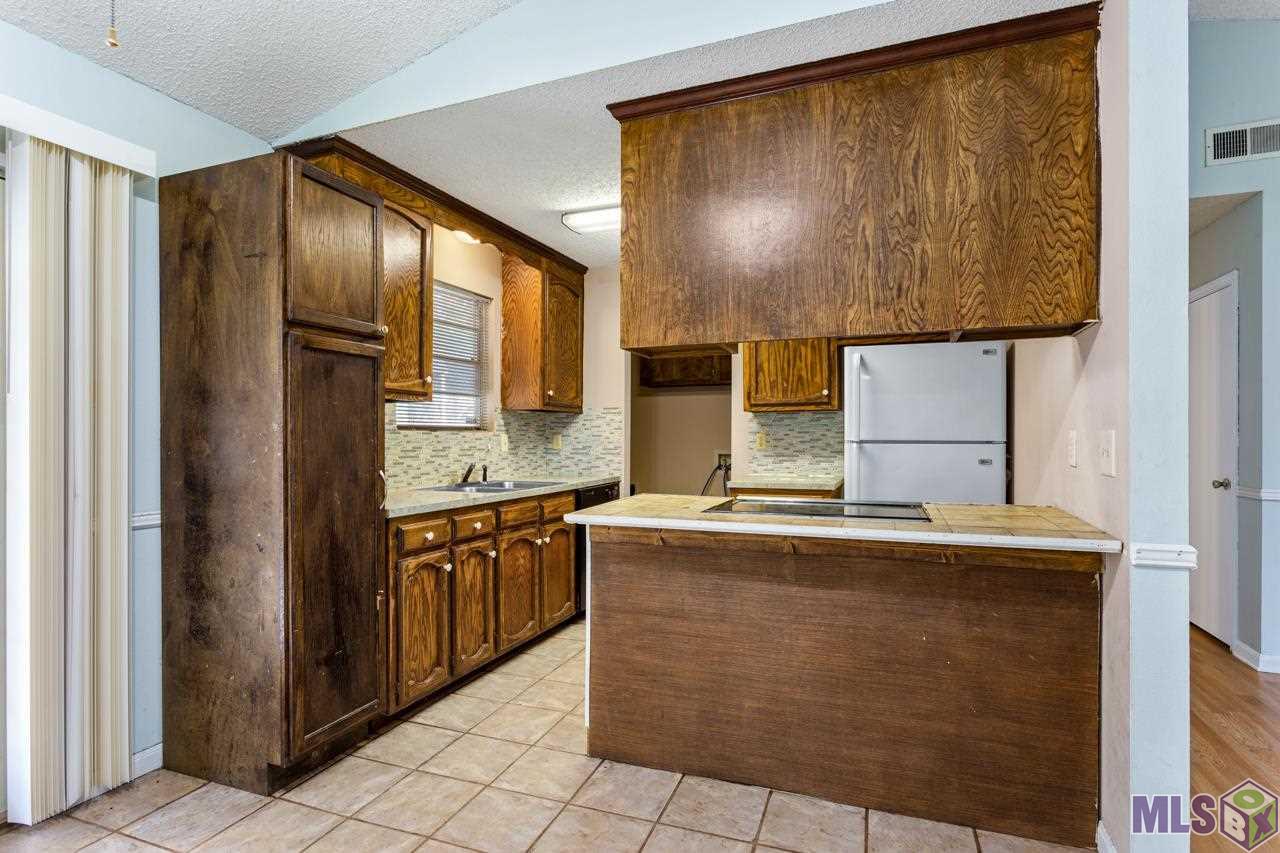 1744 General Mouton Avenue Baton Rouge, LA 70810 - Photo 6 of 13