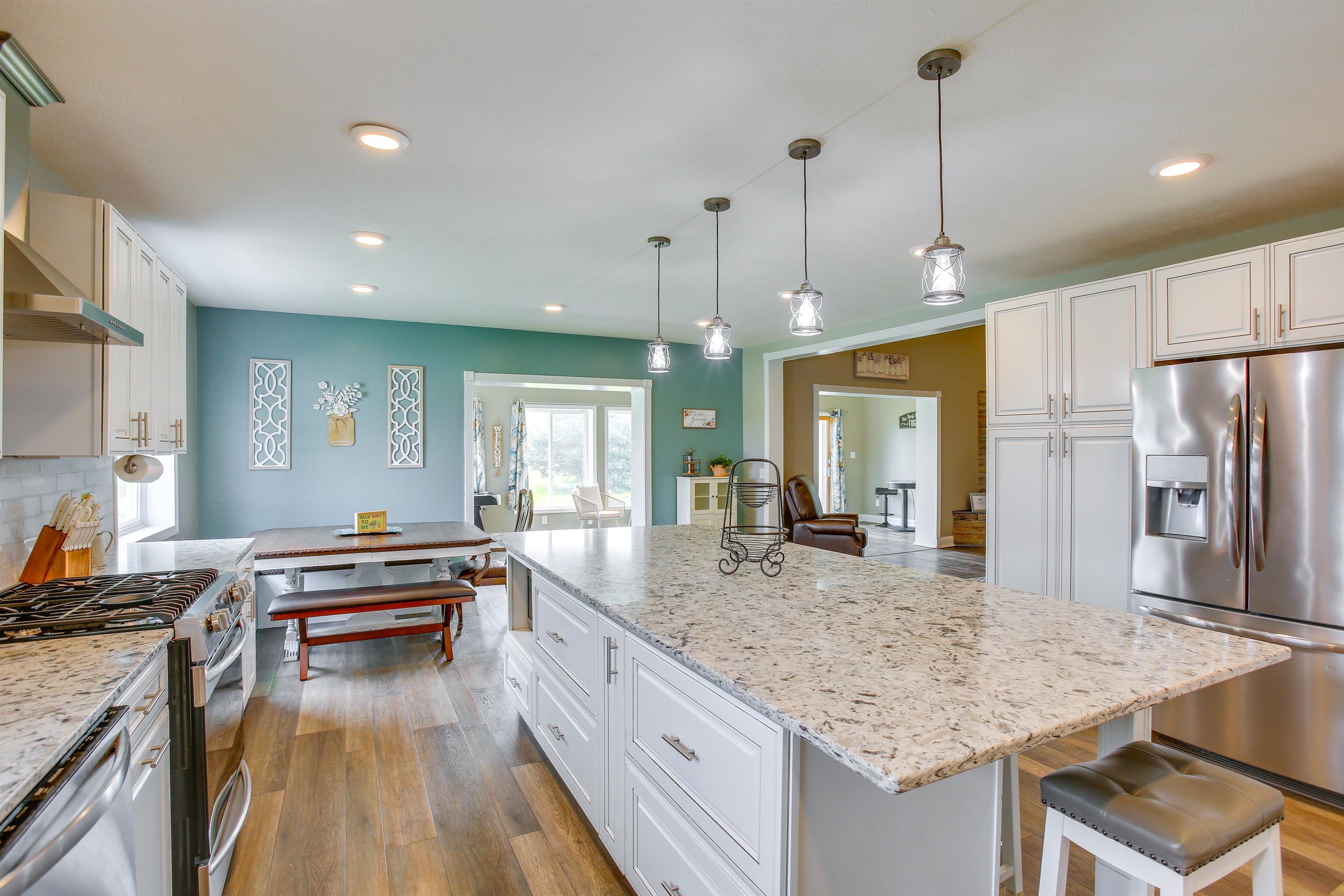 6576 34 Road Cadillac, MI 49601 - Photo 5 of 98