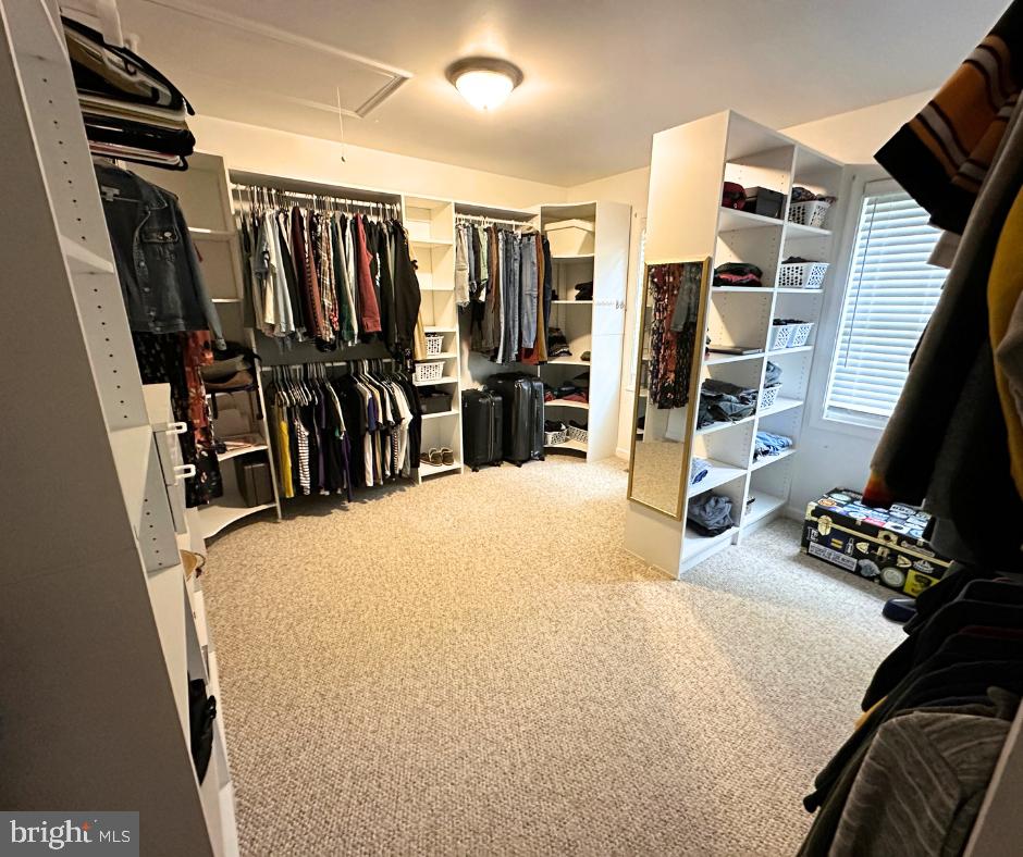 19517 Westerly Avenue Poolesville, MD 20837 - Photo 19 of 67 Primary Suite spacious walk-in closet