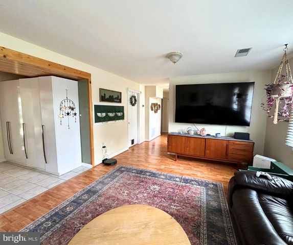 $759,000 | 19517 Westerly Avenue, Poolesville, MD 20837