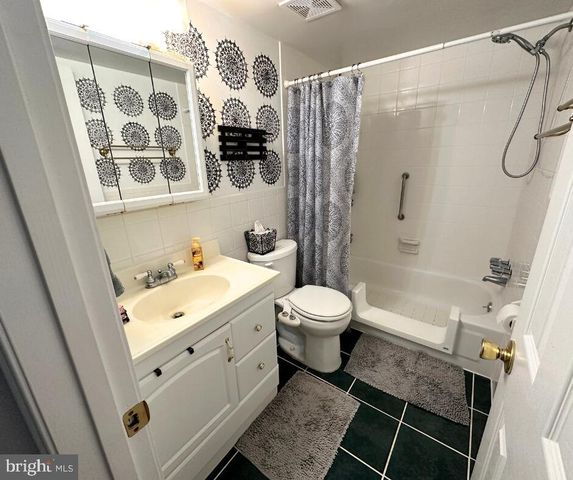 $759,000 | 19517 Westerly Avenue, Poolesville, MD 20837