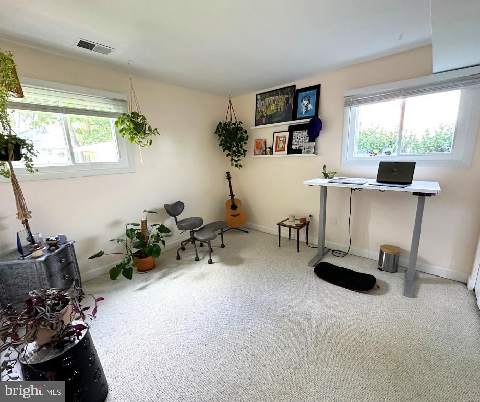 19517 Westerly Avenue Poolesville, MD 20837 - Photo 47 of 67 2nd bedroom or office on lower floor