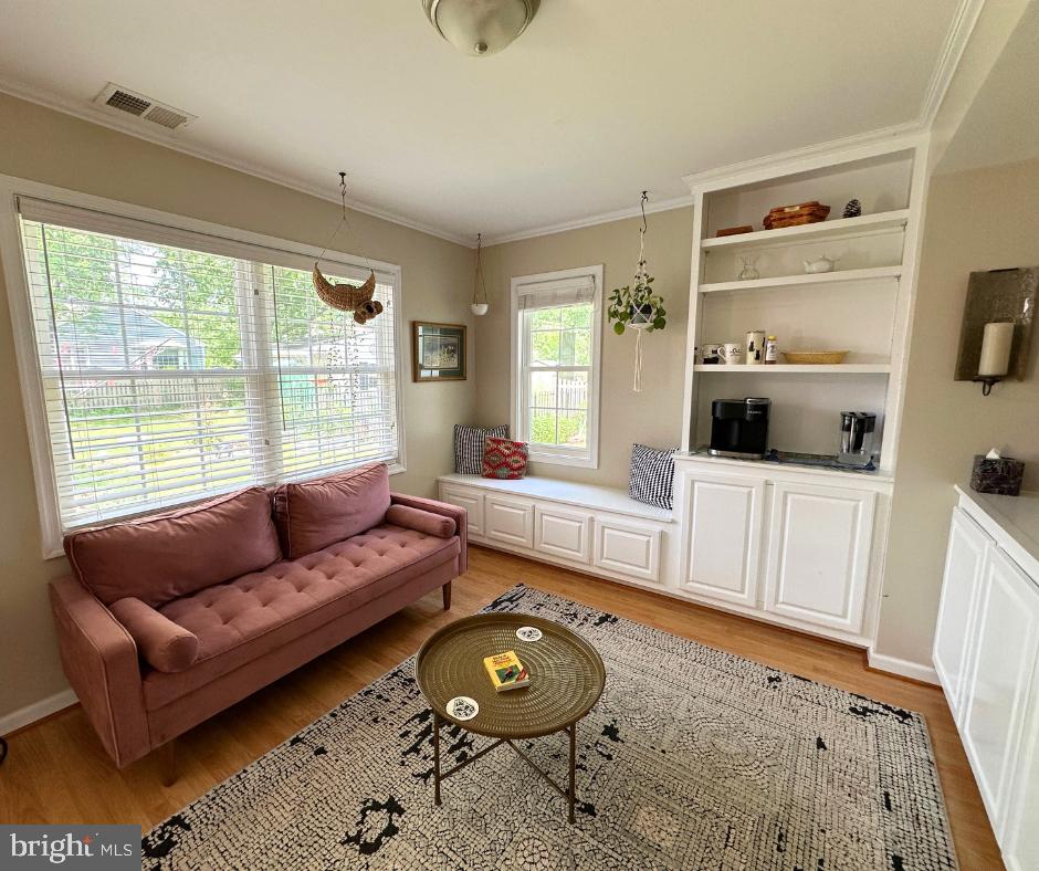 19517 Westerly Avenue Poolesville, MD 20837 - Photo 55 of 67 Library