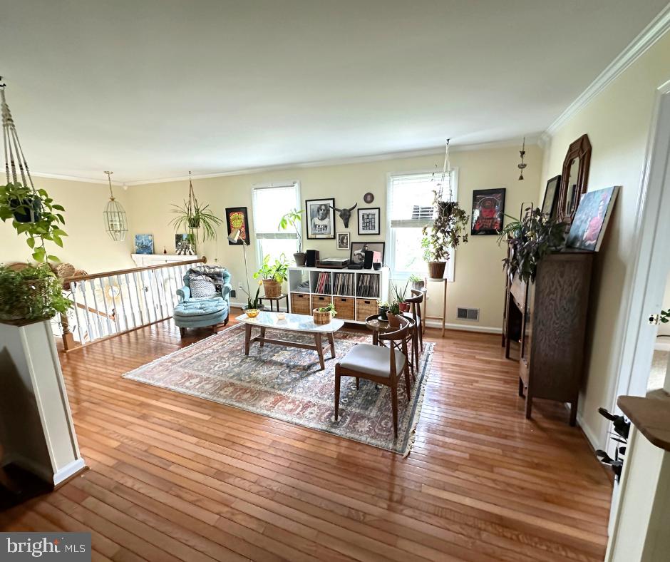 19517 Westerly Avenue Poolesville, MD 20837 - Photo 7 of 67 gorgeous sitting room