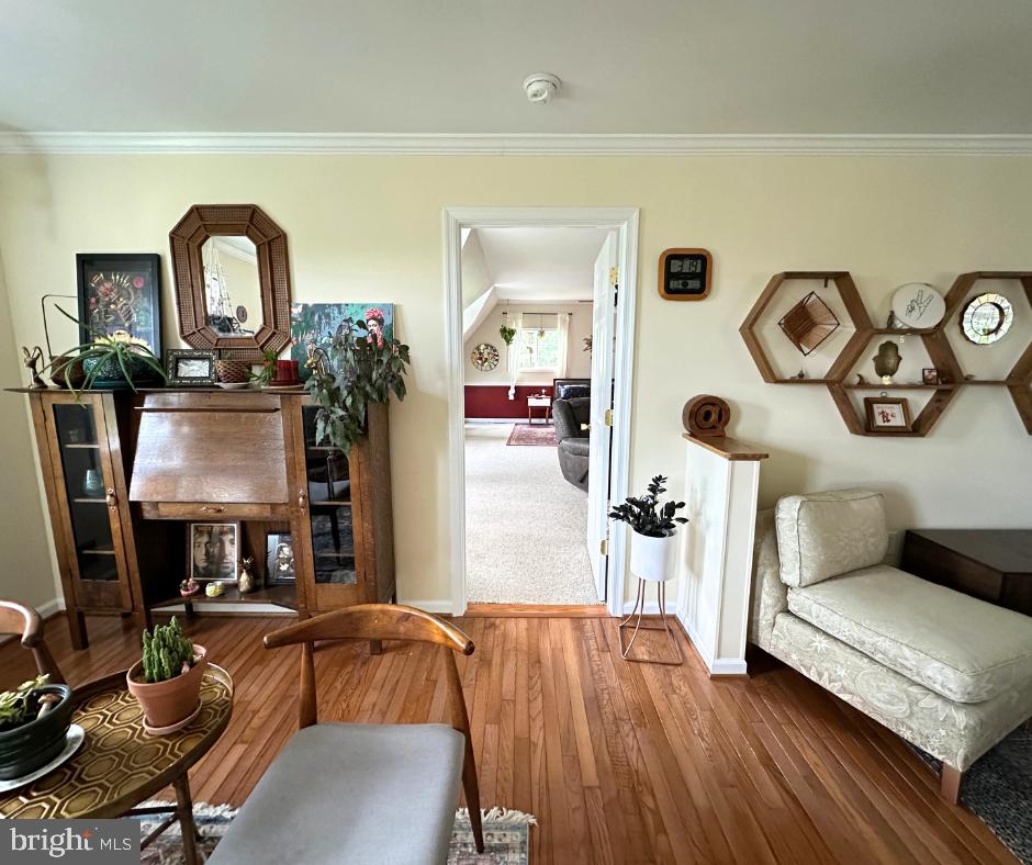 19517 Westerly Avenue Poolesville, MD 20837 - Photo 8 of 67 View of sitting room and entrance to primary suite