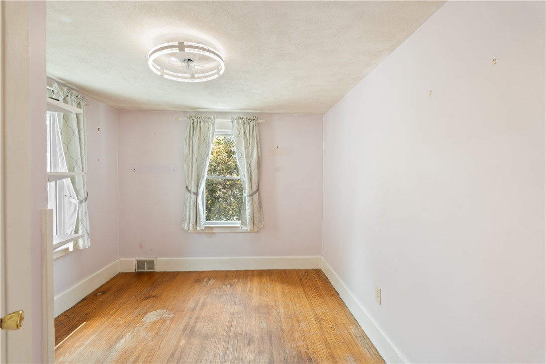 225 West Chestnut Street East Rochester, NY 14445 - Photo 12 of 49