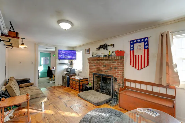 $475,000 | 91-95 Elm Street, Ossipee, NH 03864