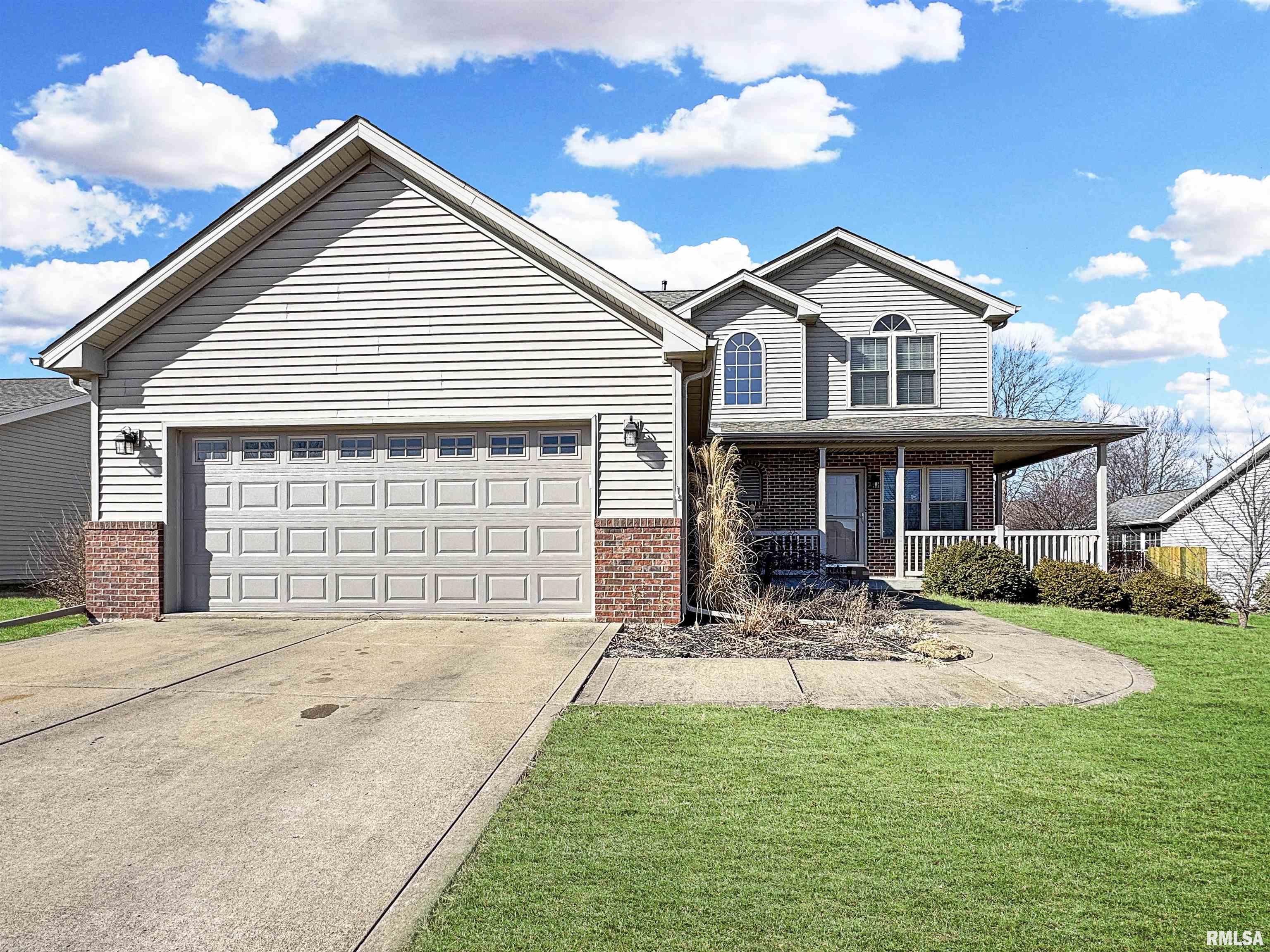 808 Simon Street Washington, IL 61571 - Photo 1 of 51 Gallery Image 1