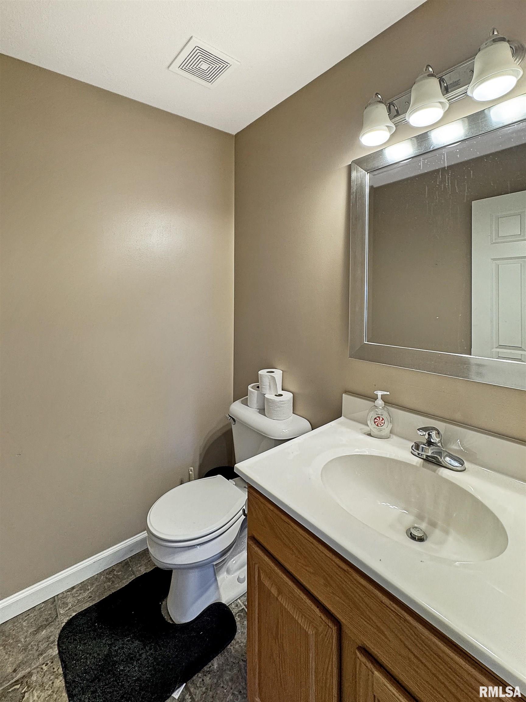 808 Simon Street Washington, IL 61571 - Photo 17 of 51 Gallery Image 17