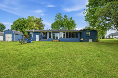 $1,495,000 | 110 Walnut Drive, Hendersonville, TN 37075