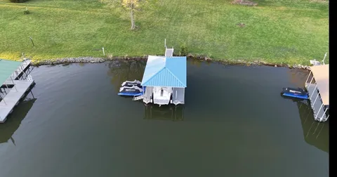 $1,495,000 | 110 Walnut Drive, Hendersonville, TN 37075